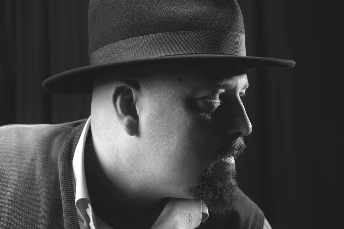 عصا ملعون مطلق hats for bald men 